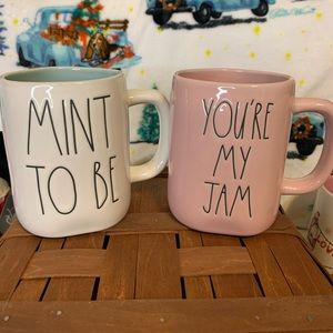 RAE DUNN MUG SET.! Great for a couple!! NIB!!